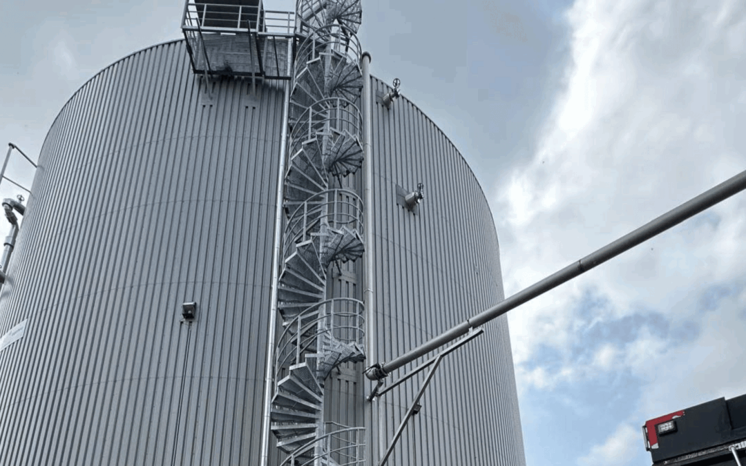 jll.spear x TotalEnergies – pierwsza inspekcja metanizera za pomocą drona